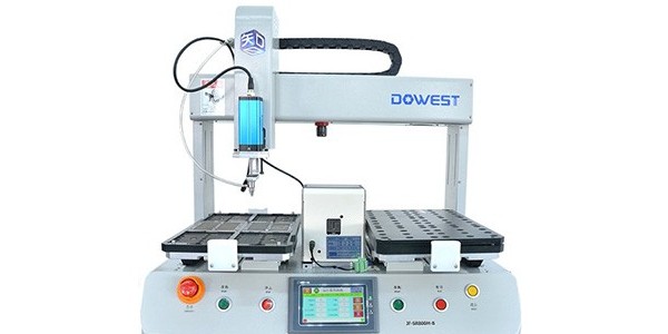 使用半自動(dòng)鎖螺絲機(jī)需要注意安全嗎？-堅(jiān)豐股份